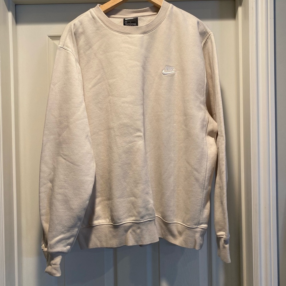 Nike sweatshirt